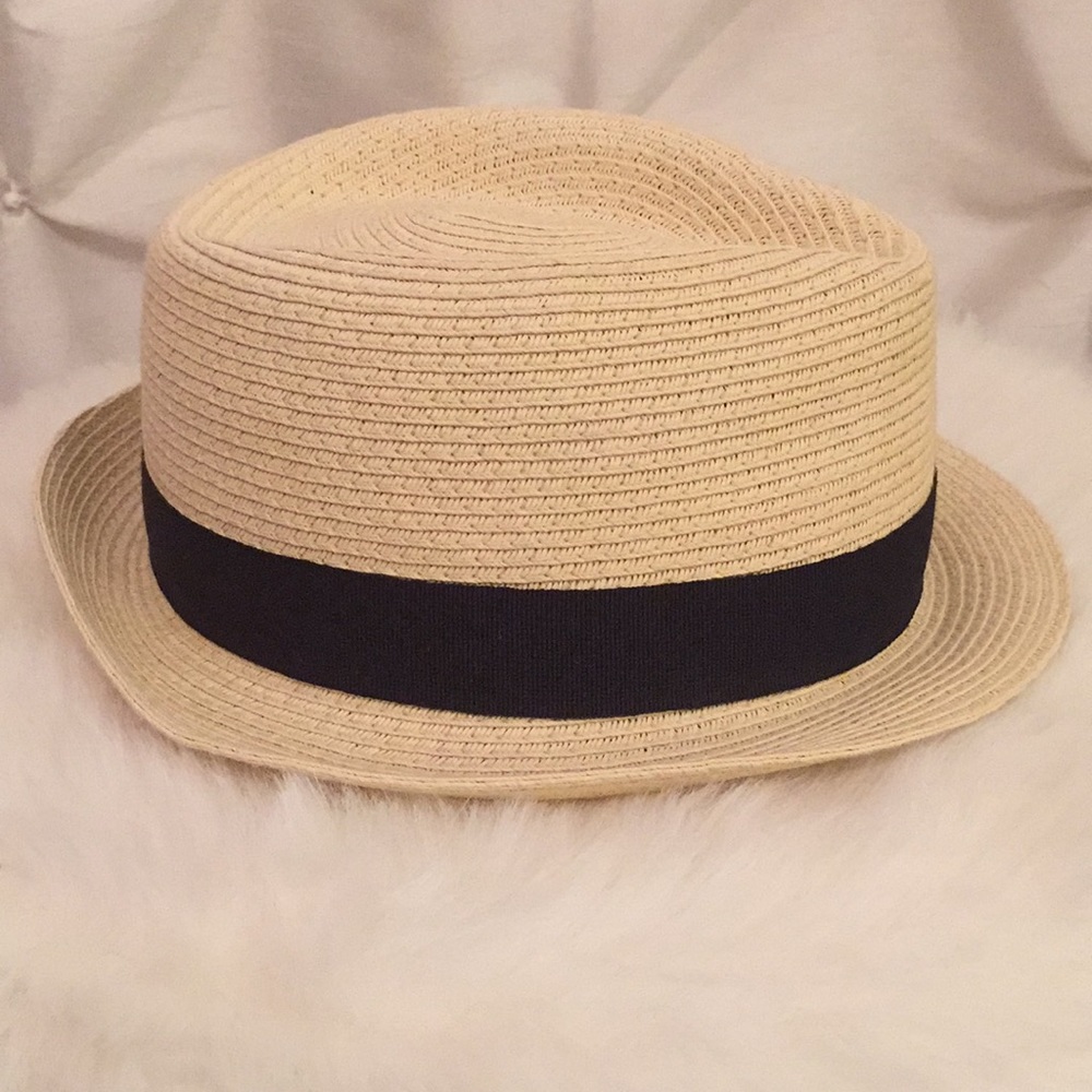 SOLD - Hat Chic Cuban Style Hat - Picture 4 of 8